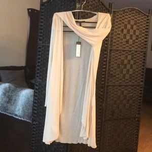 BCBGMAXAZRIA LONG SWEATER 🌸